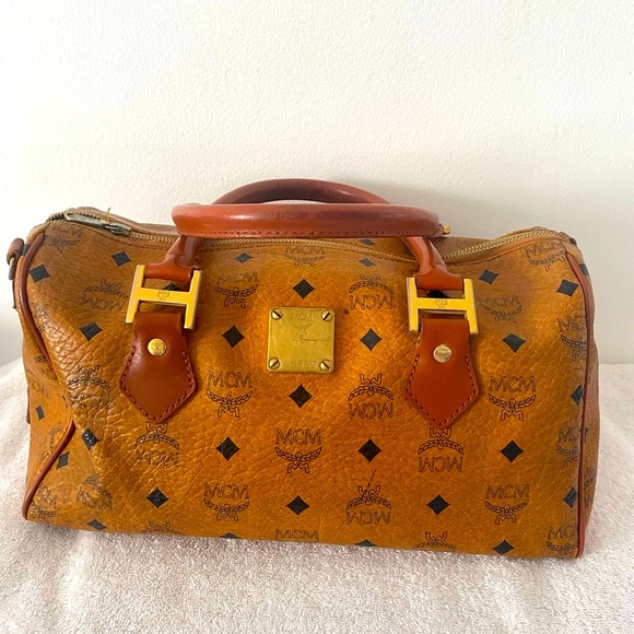 SOLD 7/26/2025 Authentic MCM Vintage Cognac Visetos Boston Bag - Picture 2 of 11